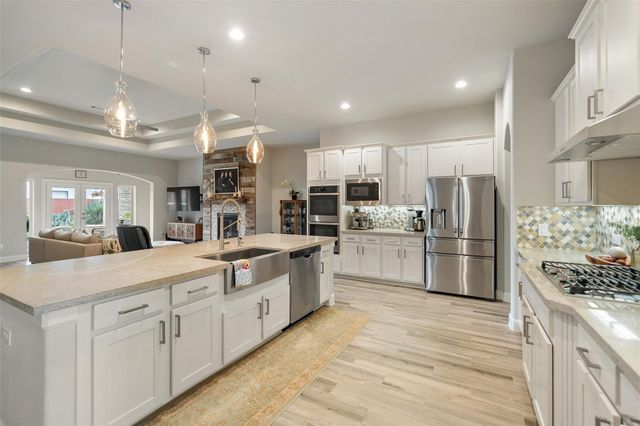 8020 Serenity Drive, Pearland, TX 77584