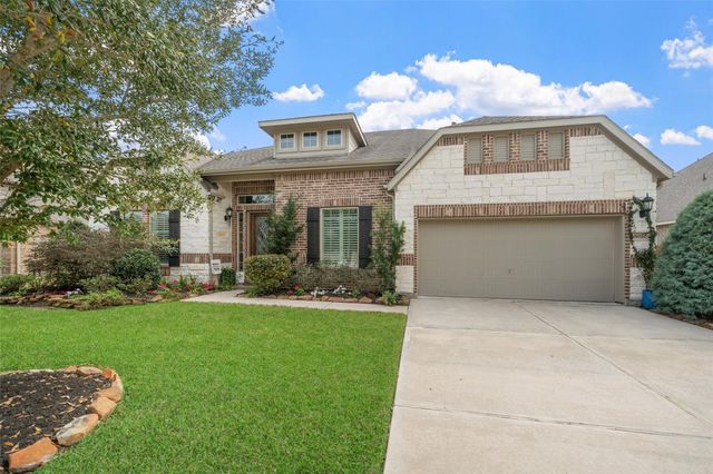 8020 Serenity Drive, Pearland, TX 77584