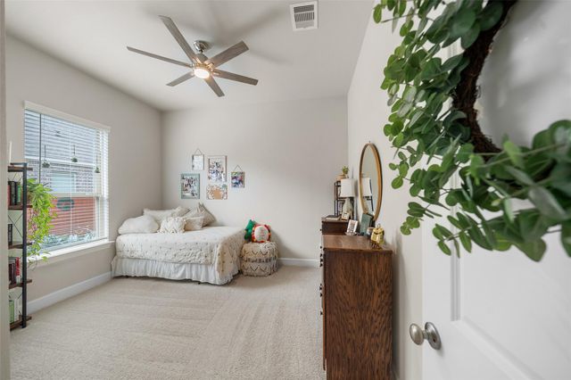 8020 Serenity Drive, Pearland, TX 77584