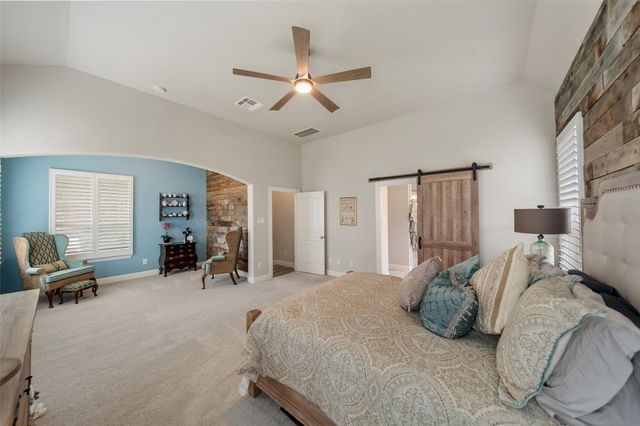 8020 Serenity Drive, Pearland, TX 77584