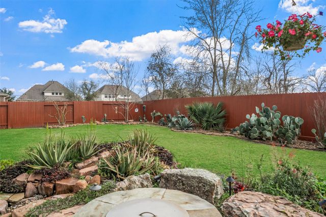 8020 Serenity Drive, Pearland, TX 77584