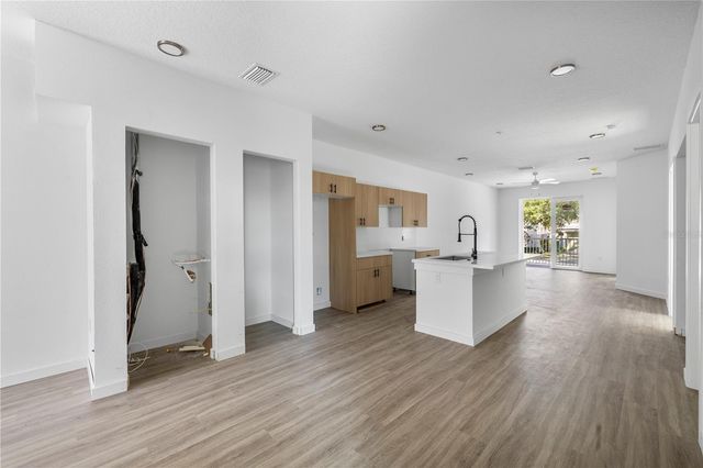7511 NORTHERN HARRIER WAY 102, Kissimmee, FL 34747