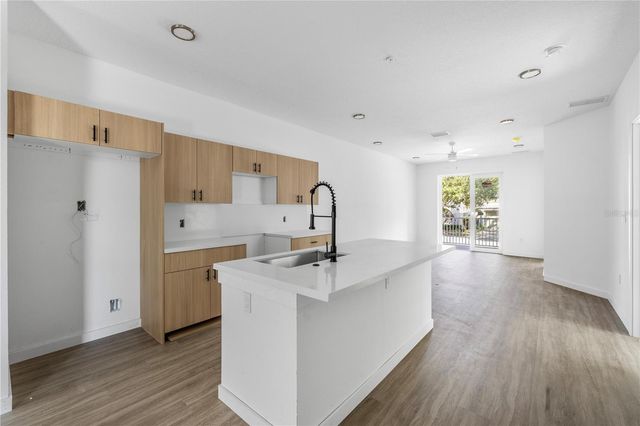 7511 NORTHERN HARRIER WAY 102, Kissimmee, FL 34747