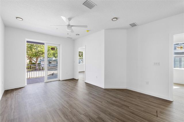 7511 NORTHERN HARRIER WAY 102, Kissimmee, FL 34747