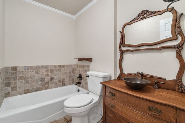 902 Dunbarton Drive, Richardson, TX 75081