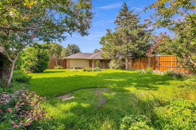 902 Dunbarton Drive, Richardson, TX 75081