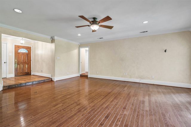 902 Dunbarton Drive, Richardson, TX 75081