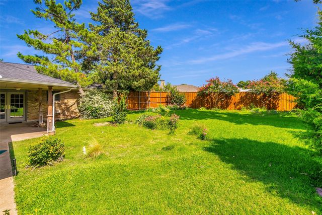 902 Dunbarton Drive, Richardson, TX 75081