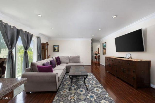 555 W Sierra Madre Boulevard I, Sierra Madre, CA 91024