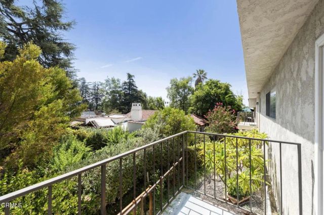 555 W Sierra Madre Boulevard I, Sierra Madre, CA 91024