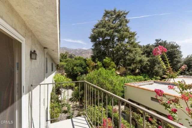 555 W Sierra Madre Boulevard I, Sierra Madre, CA 91024