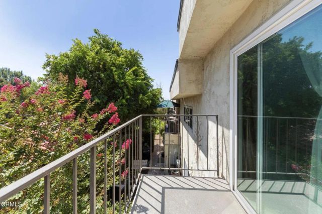 555 W Sierra Madre Boulevard I, Sierra Madre, CA 91024