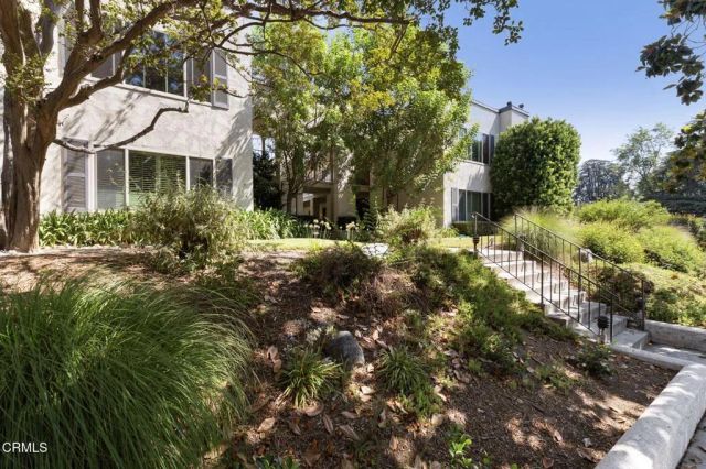 555 W Sierra Madre Boulevard I, Sierra Madre, CA 91024