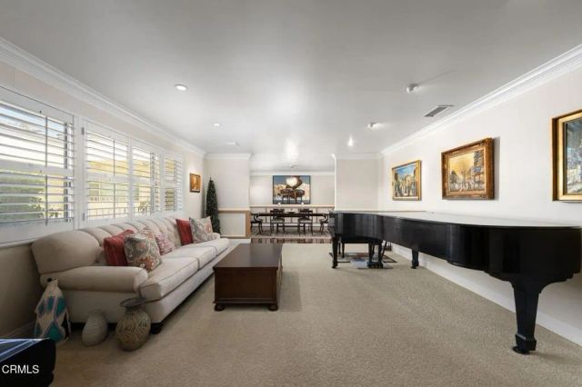 555 W Sierra Madre Boulevard I, Sierra Madre, CA 91024