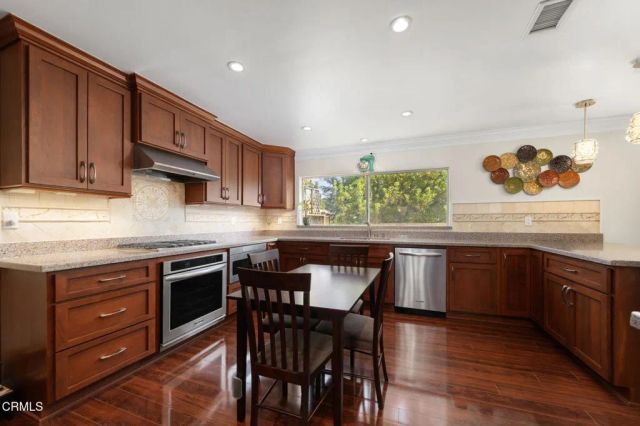555 W Sierra Madre Boulevard I, Sierra Madre, CA 91024