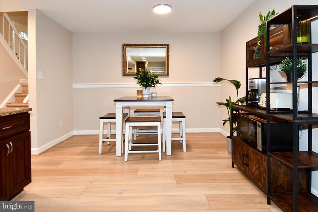 13703 LYNNCROFT DR, Chantilly, VA 20151