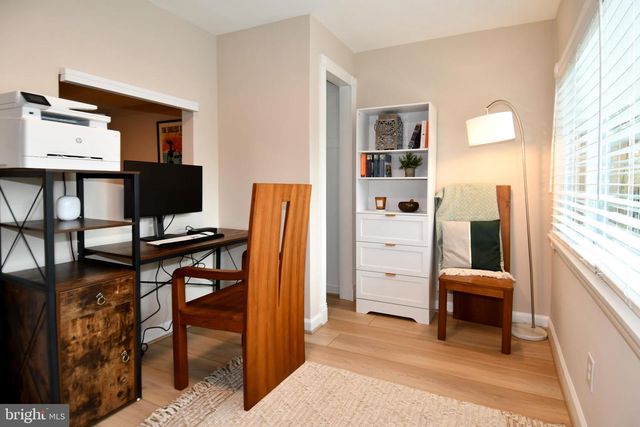 13703 LYNNCROFT DR, Chantilly, VA 20151