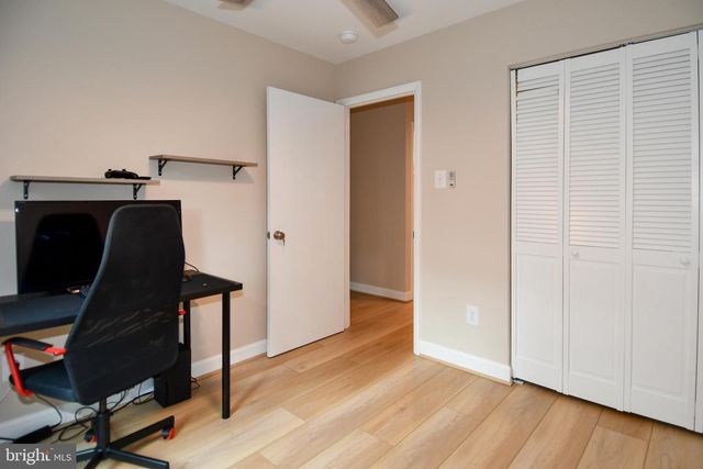 13703 LYNNCROFT DR, Chantilly, VA 20151