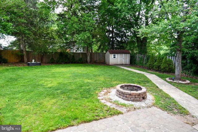 13703 LYNNCROFT DR, Chantilly, VA 20151
