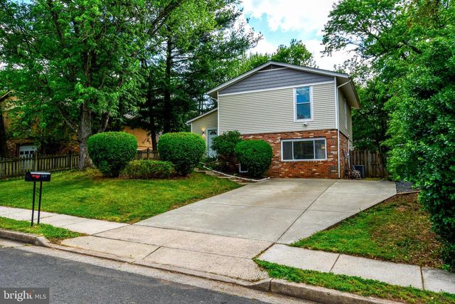13703 LYNNCROFT DR, Chantilly, VA 20151
