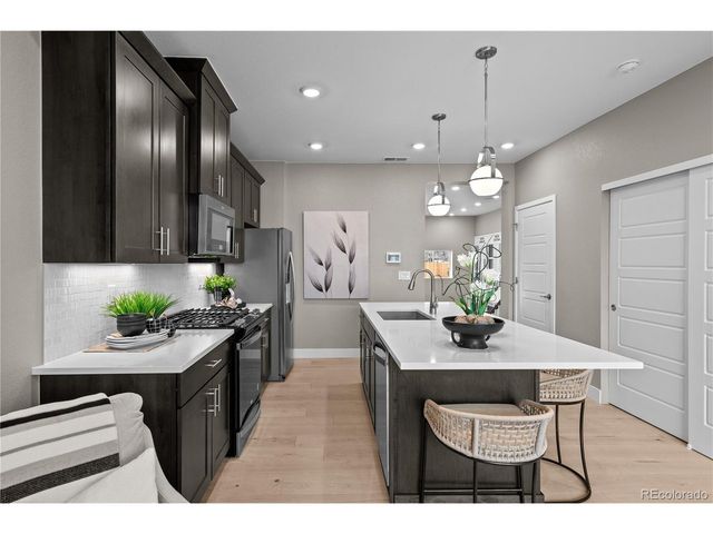 9546 W 58th Cir B, Arvada, CO 80002