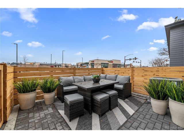 9546 W 58th Cir B, Arvada, CO 80002