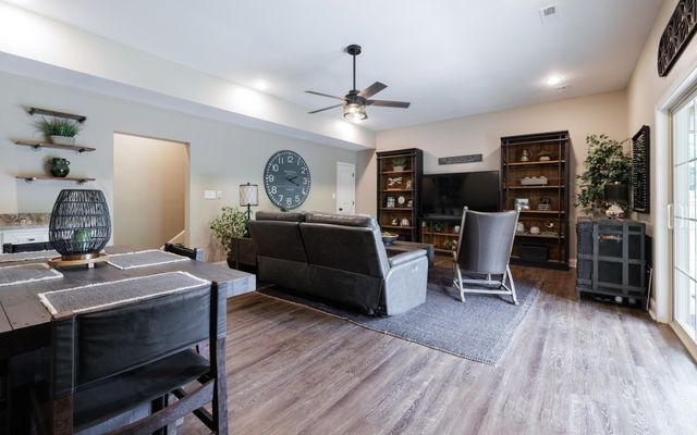 383 Island Green Lane, Inman, SC 29349