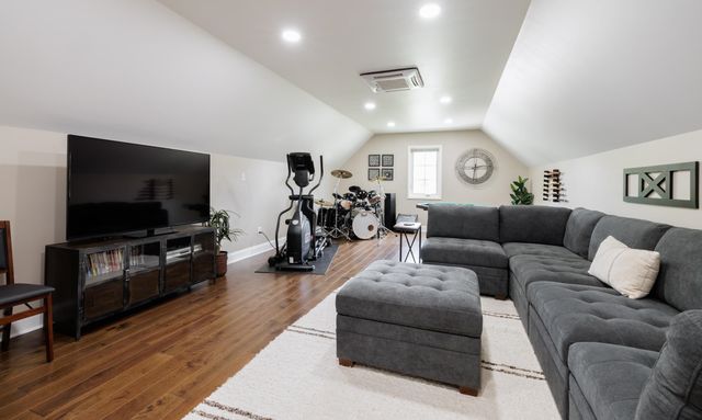 383 Island Green Lane, Inman, SC 29349