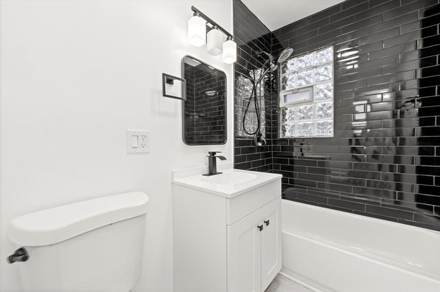 140 W 110th Street, Chicago, IL 60628