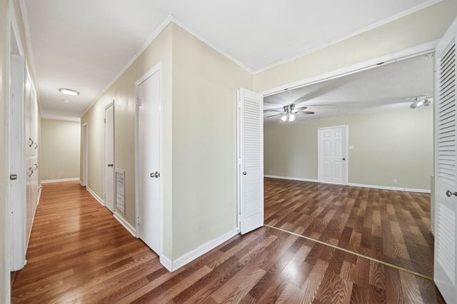 1306 Carr Street, Hillsboro, TX 76645