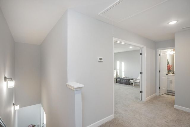 1003 Villa Cir, Lebanon, TN 37090