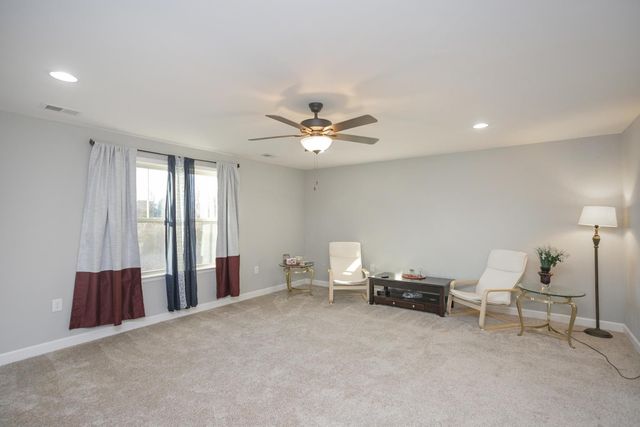 1003 Villa Cir, Lebanon, TN 37090