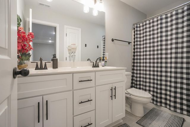 1003 Villa Cir, Lebanon, TN 37090