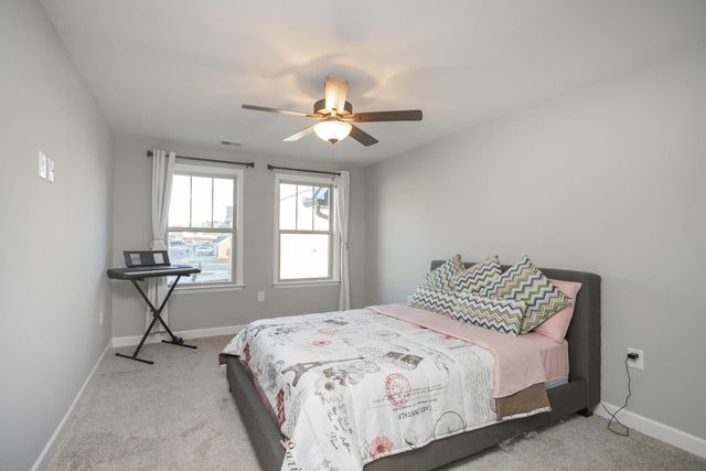 1003 Villa Cir, Lebanon, TN 37090