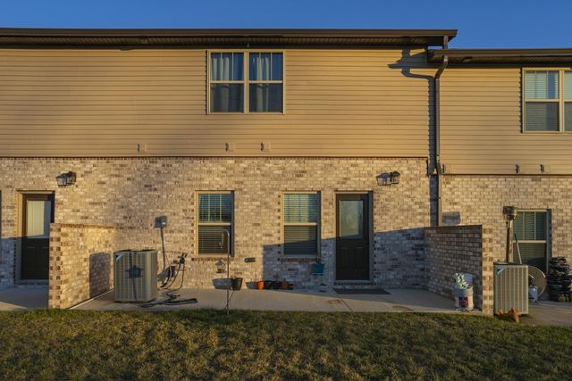 1003 Villa Cir, Lebanon, TN 37090