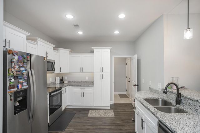 1003 Villa Cir, Lebanon, TN 37090