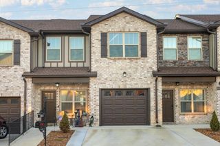 1003 Villa Cir, Lebanon, TN 37090