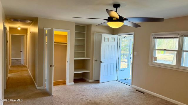 1113 Cherry Tree Drive, New Bern, NC 28562