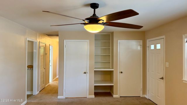 1113 Cherry Tree Drive, New Bern, NC 28562