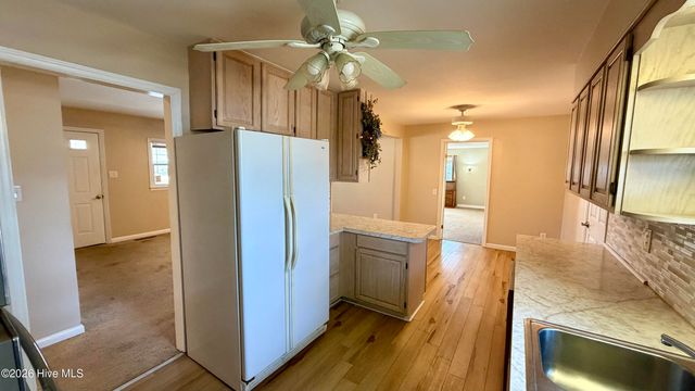 1113 Cherry Tree Drive, New Bern, NC 28562