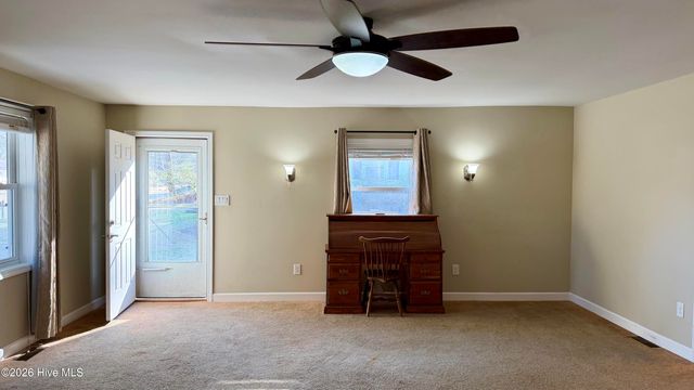 1113 Cherry Tree Drive, New Bern, NC 28562