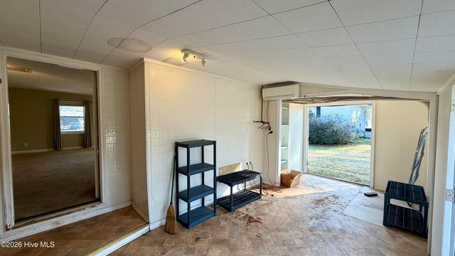 1113 Cherry Tree Drive, New Bern, NC 28562