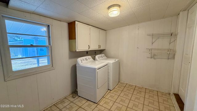 1113 Cherry Tree Drive, New Bern, NC 28562