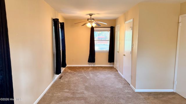 1113 Cherry Tree Drive, New Bern, NC 28562