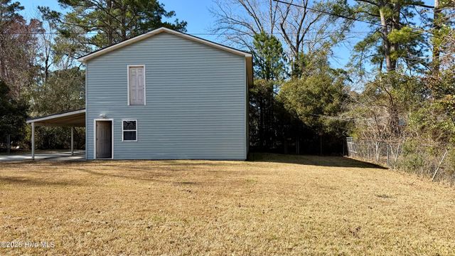 1113 Cherry Tree Drive, New Bern, NC 28562