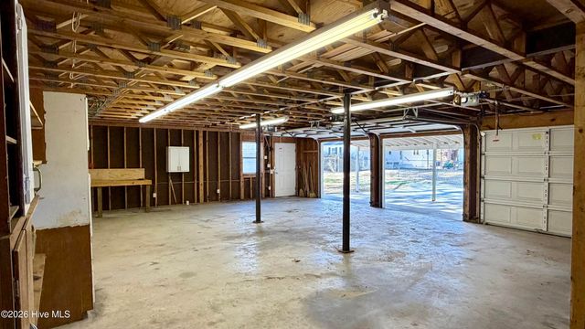 1113 Cherry Tree Drive, New Bern, NC 28562