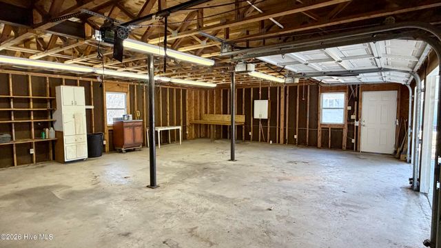 1113 Cherry Tree Drive, New Bern, NC 28562