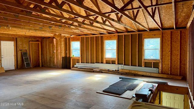 1113 Cherry Tree Drive, New Bern, NC 28562