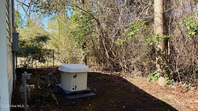 1113 Cherry Tree Drive, New Bern, NC 28562