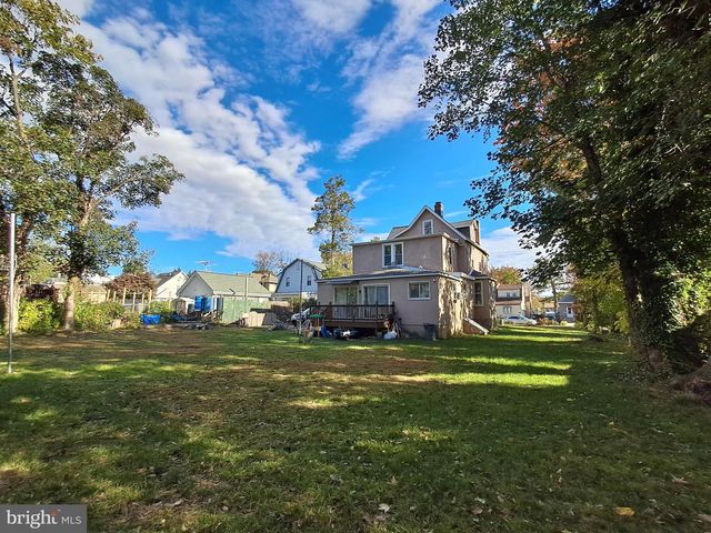 108 S CLIFTON AVE, Aldan, PA 19018